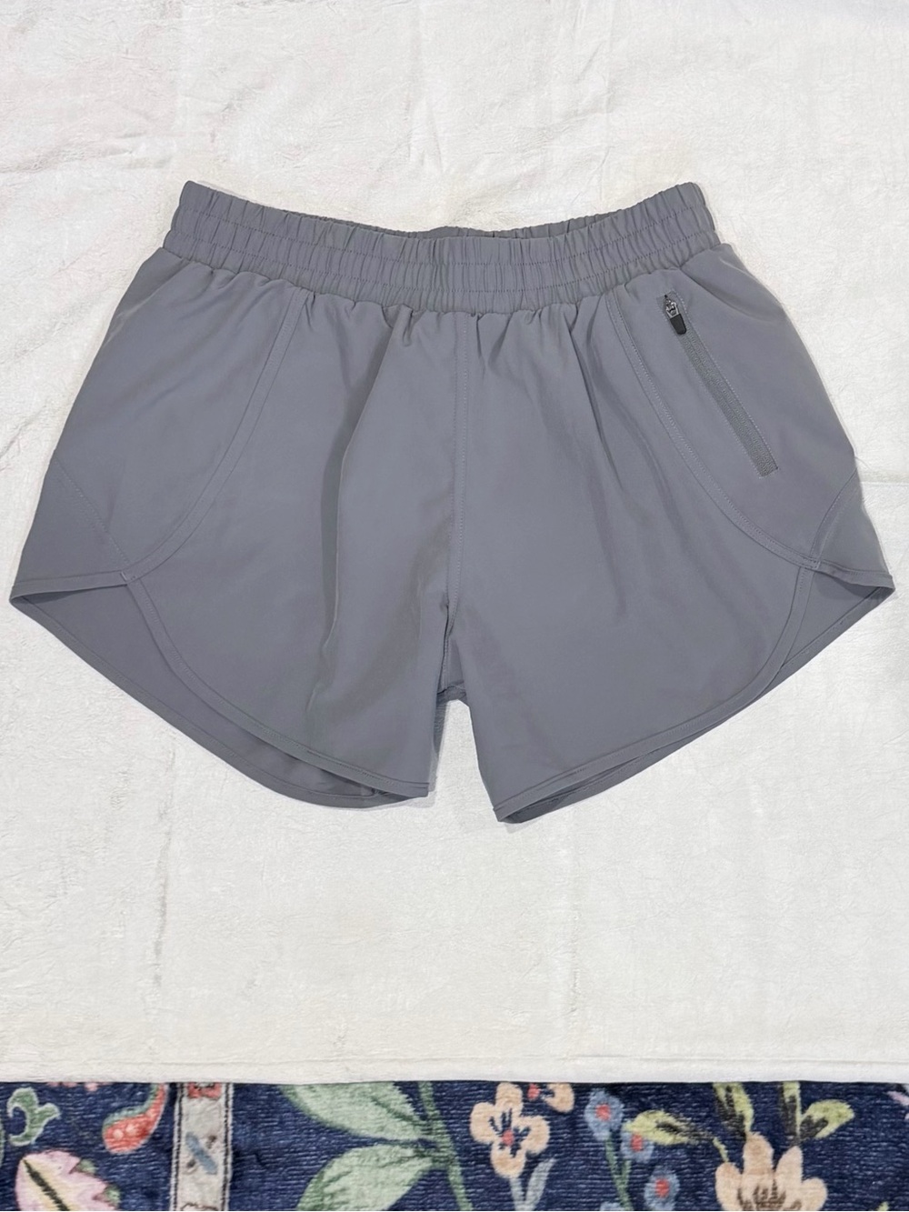 AJISAI Athletic Running Shorts Gray Size Small Quick Dry Zip Pocket Lined